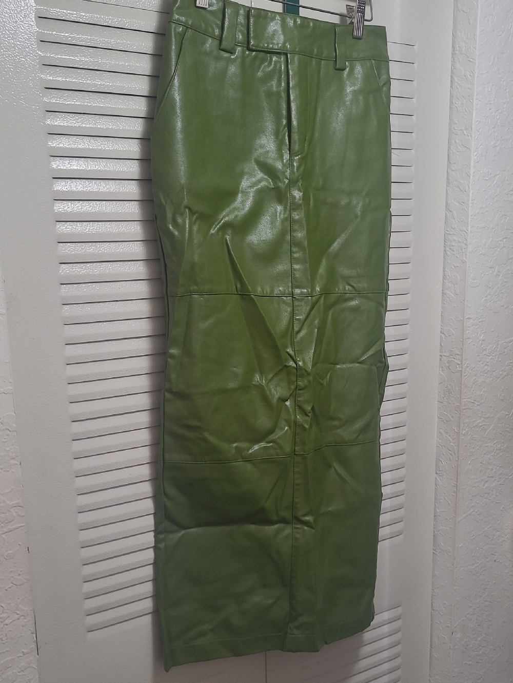 Forever 21 Lime Leather Skirt - Picture 4 of 4